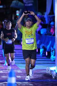 BIB: 302, 3841
                            <button type="button" onclick="openModal(26222048)" class="btn btn-primary btn-sm float-right btn-popup" data-toggle="modal" data-target=".modal-high-quality">
                        <i class="fas fa-shopping-cart"></i> Add to Cart
                    </button>
                                            <button type="button" onclick="isThisMe(26222048, true)" class="btn btn-success btn-sm float-right btn-popup btn-isme hidden" data-toggle="tooltip" data-placement="bottom" title="นี่คือรูปของคุณใช่ไหม คลิกที่นี่เพื่อเอาเข้าอัลบั้ม">
                        <i class="fas fa-plus"></i> Add to album
                    </button>
                    <button type="button" onclick="isThisMe(26222048, false)" class="btn btn-warning btn-sm float-right btn-popup btn-isnotme hidden">
                        <i class="fas fa-ban"></i> Remove from album
                    </button>